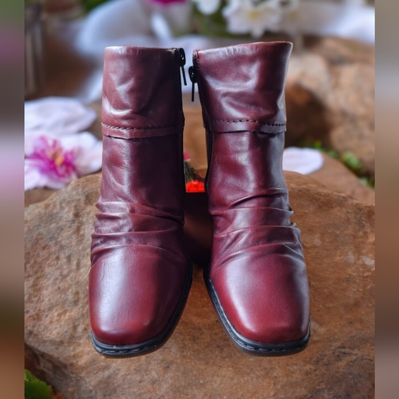 Rieker Kendra Ruched Slouch Burgundy Leather Ankle Boots ๐ข๐ - Picture 2 of 9